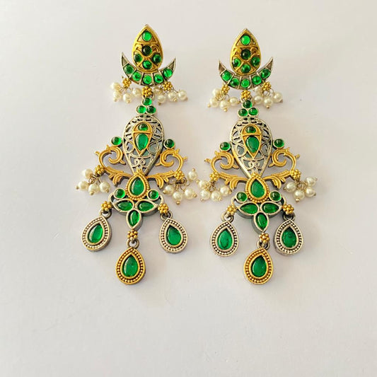 Emerald with pearl Earring Earring