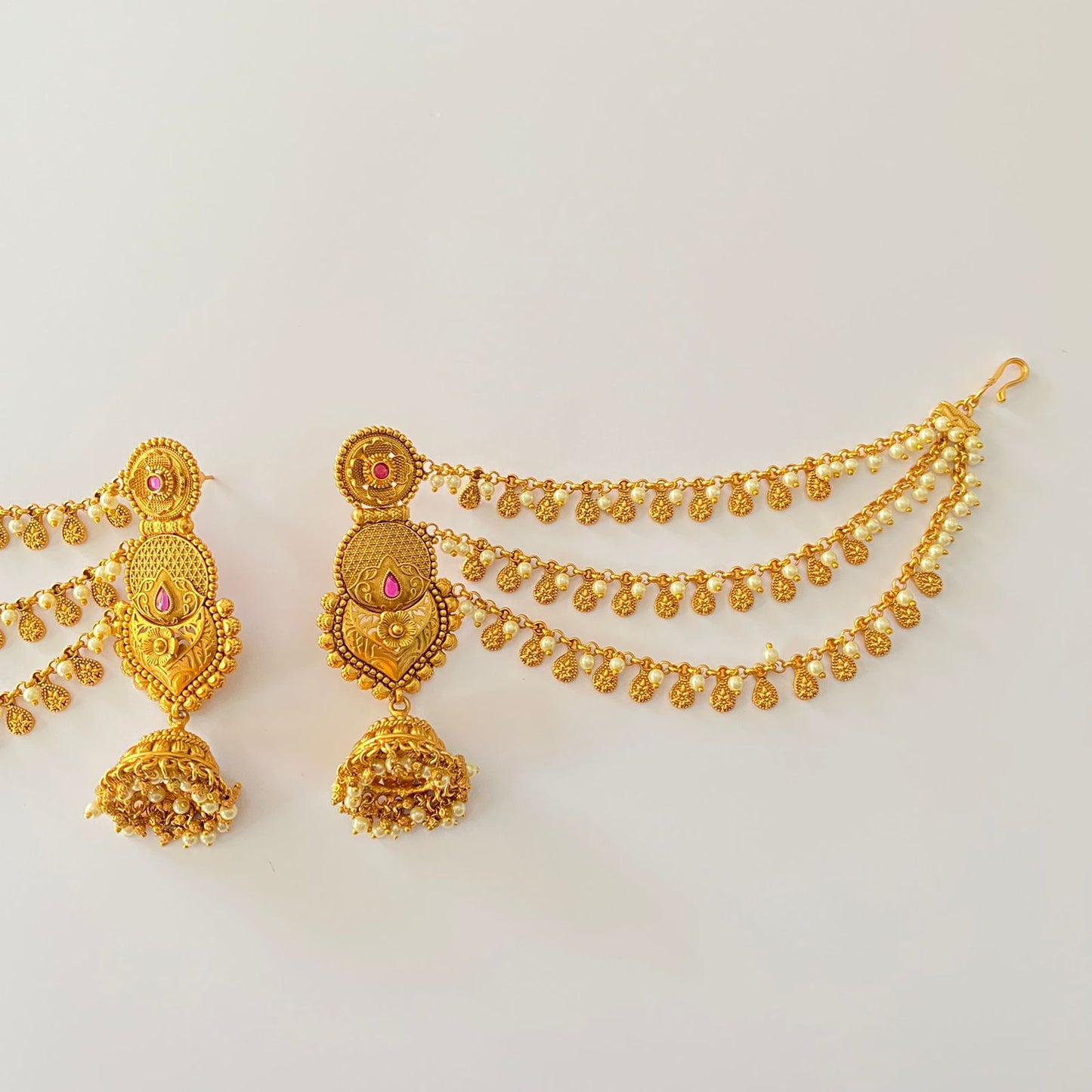 Temple Ruby Diamond Gold Plated Kaan Chain Pearl Earring