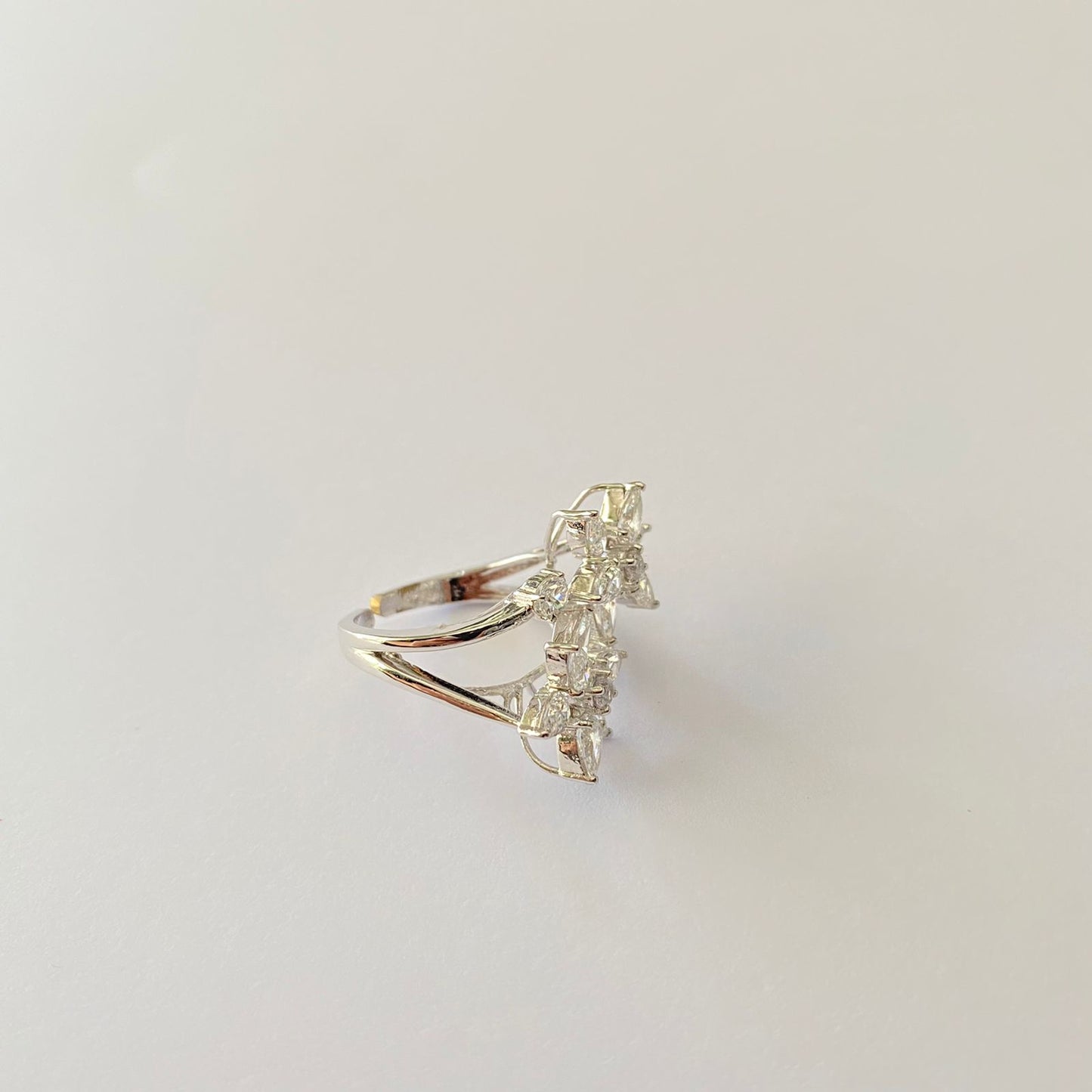 Pure Silver 92.5 Floral Design Diamond Ring