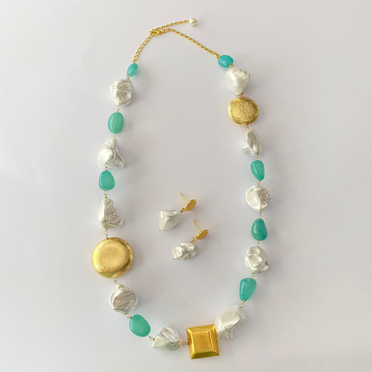 Aquamarine Stone White Baroque Necklace