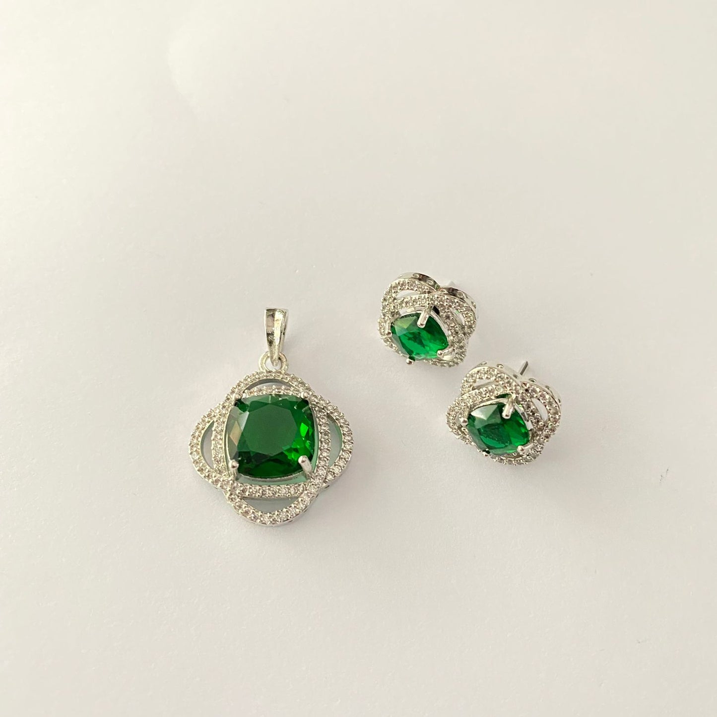 Silver Plated Emerald Diamond Pendant Set