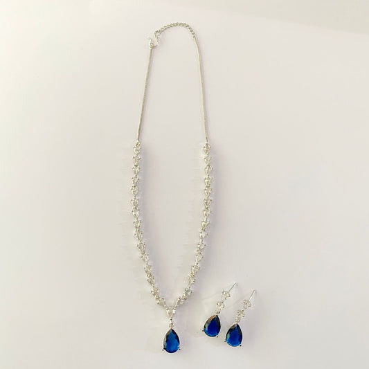 Sleek Blue Diamond Necklace Set