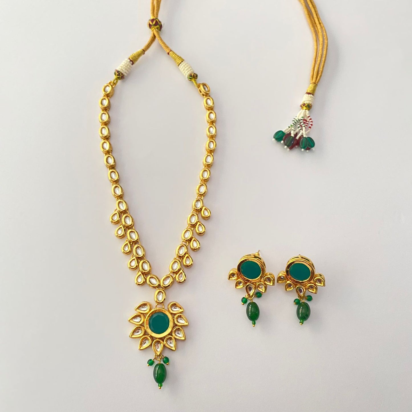 Trendy Green stone kundan necklace