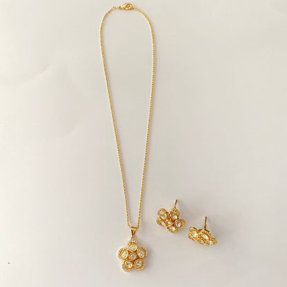 Polki Floral Pendant Set