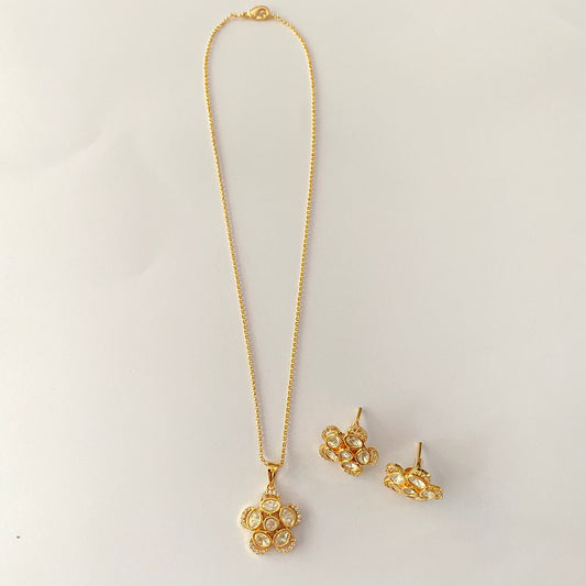 Polki Floral Pendant Set