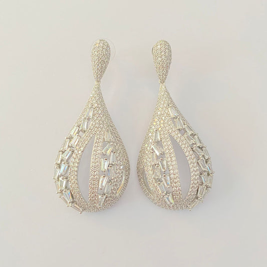 Elegant  Silver Plated Long Dangler Light Weight Earring