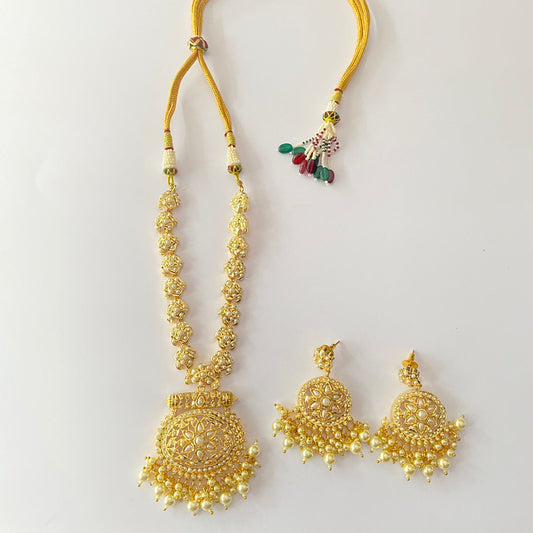 Gold Plated White Jadau Necklace Set