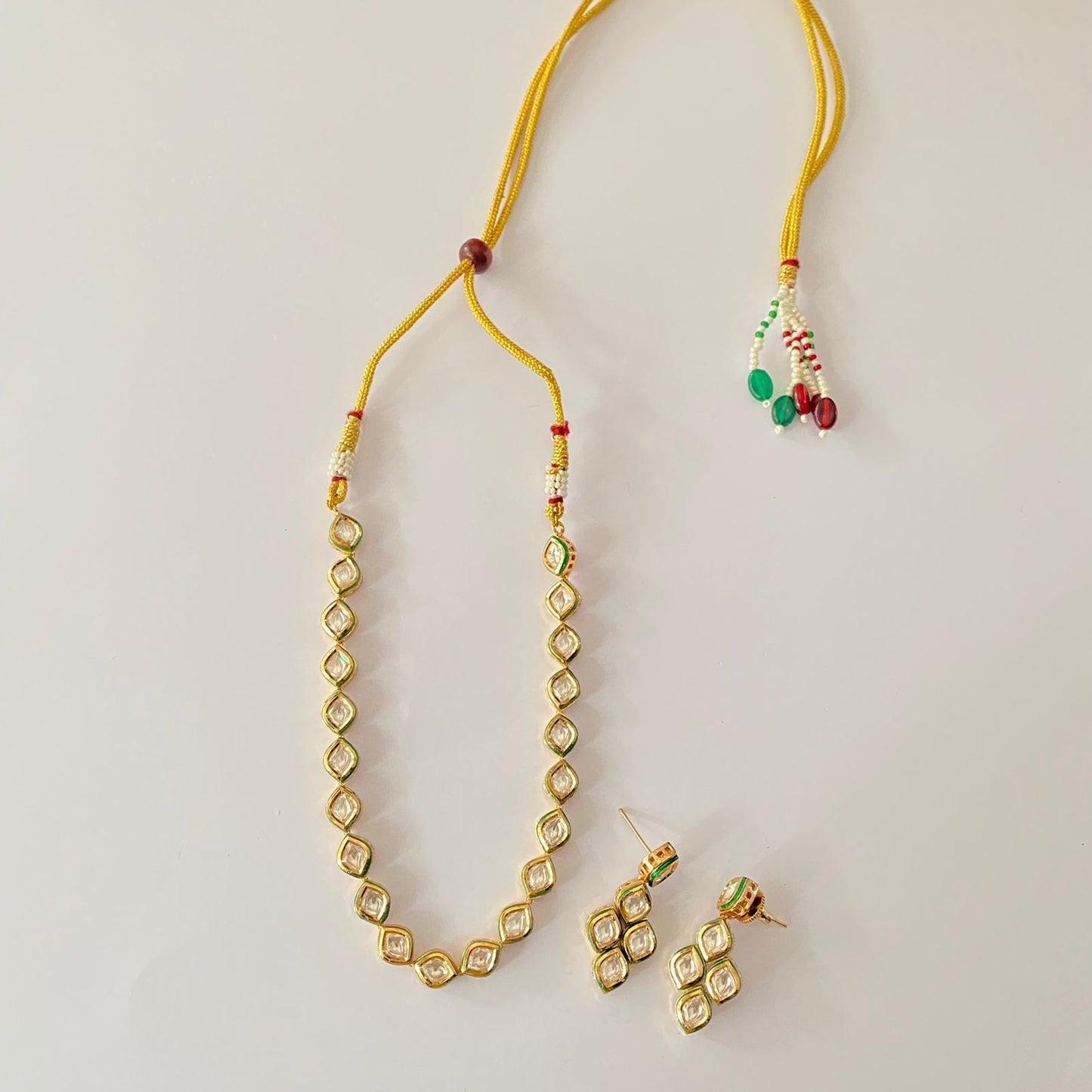 Kundan Single Line Necklace