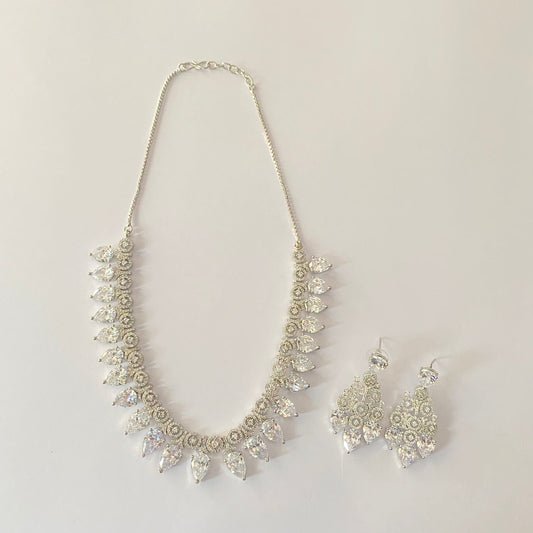Diamond Sleek Silver Plated Necklace Set