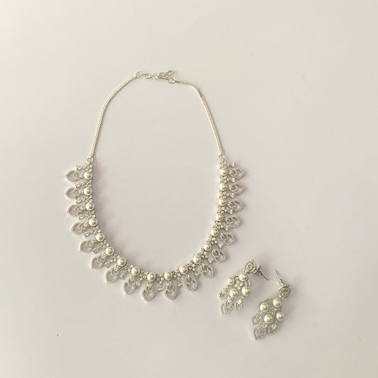Silver Plated Pearl Necklace Set