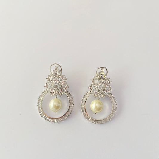 Silver Plated Pearl Earring