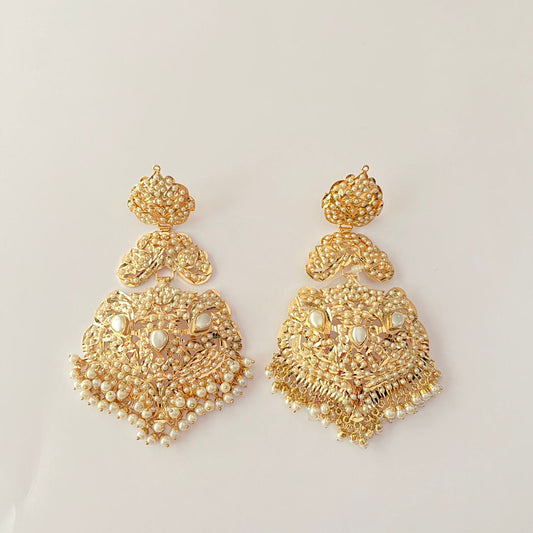 White Pearl Gold Plated Jadau Big Earring