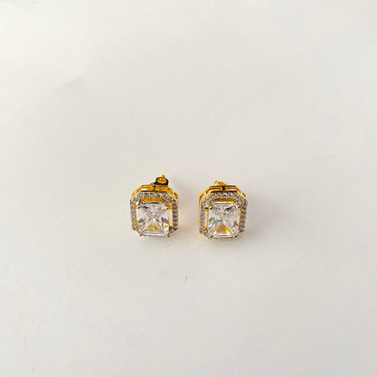Gold Plated Square Shape Back Screw Solitaire
