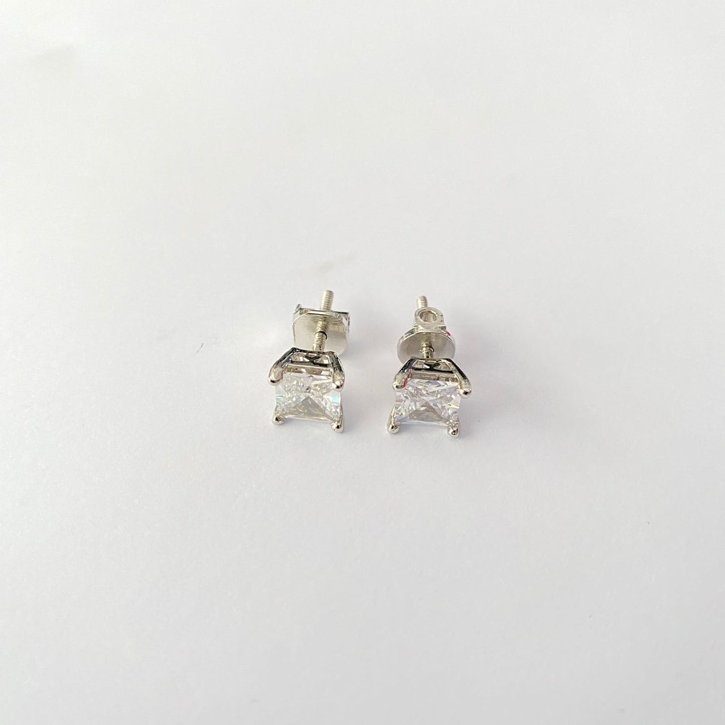 Square Shape Silver Plated Screw Back Solitaire