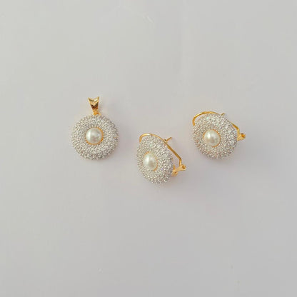 Diamond Pearl Gold Plated Classic  with back clip Pendant set