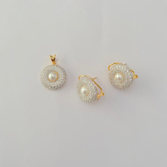 Diamond Pearl Gold Plated Classic  with back clip Pendant set