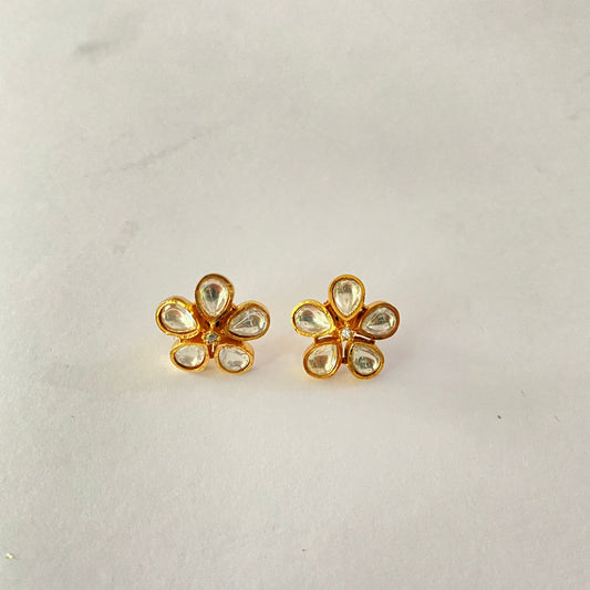 Gold Plated Kundan Flower Design Small Stud