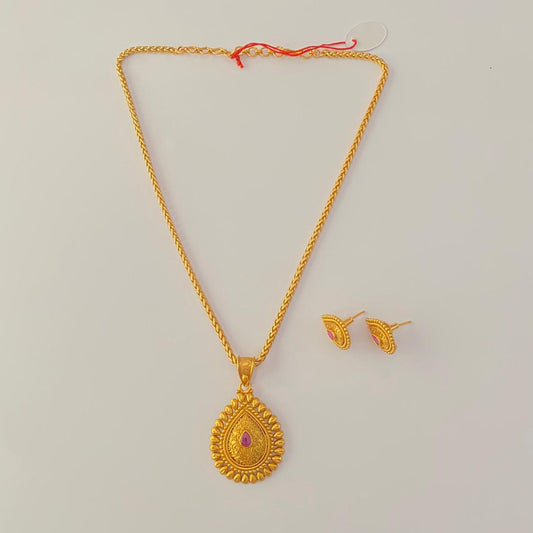 Antique Gold Plated Ruby Stone Pendant Set