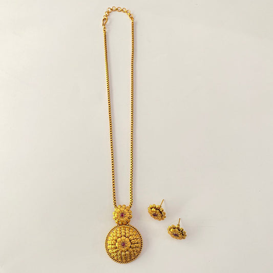 Antique Gold Plated Ruby Stone pendant set.