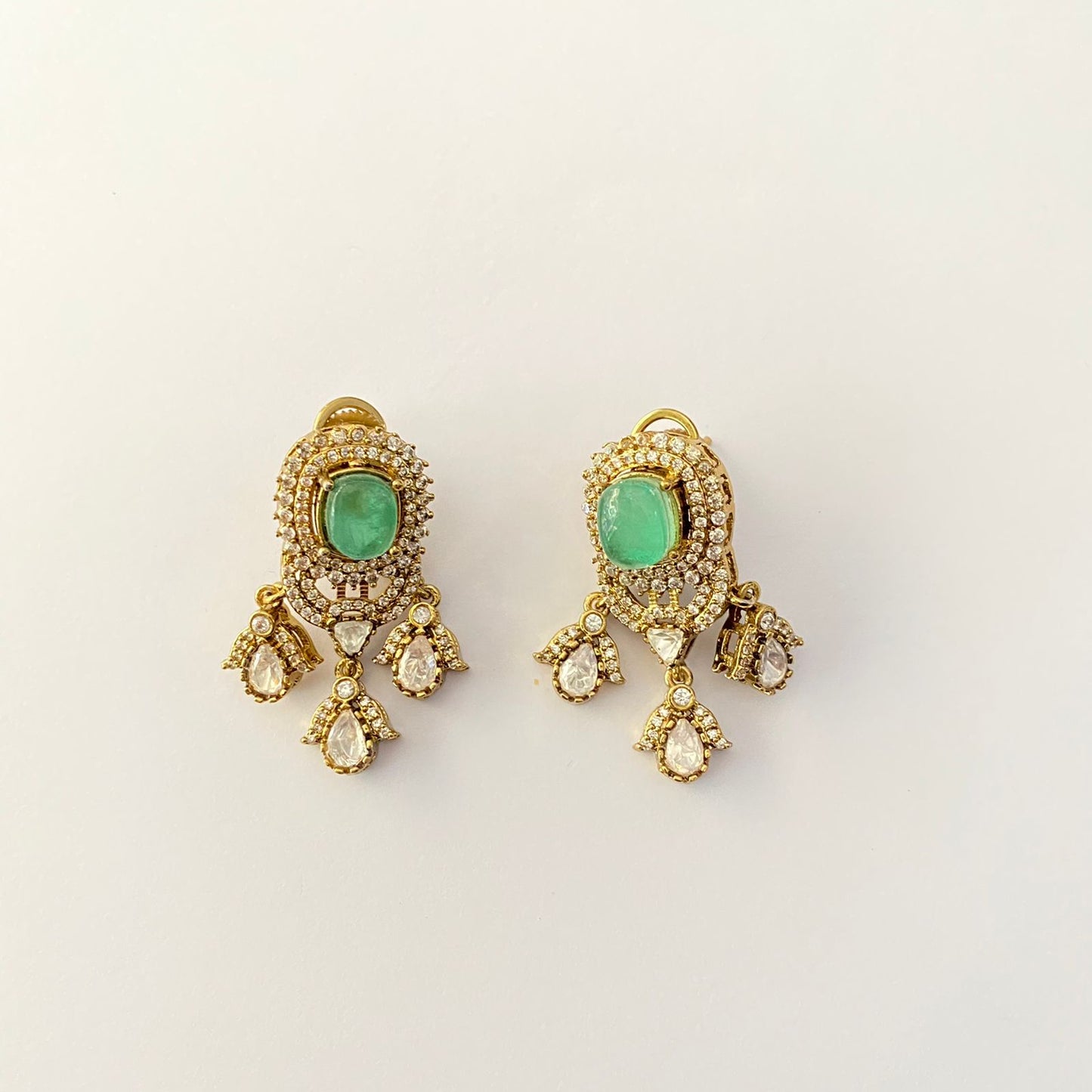 AQUA  ANTI GOLD PLATED EARING WITH BACK CLIP