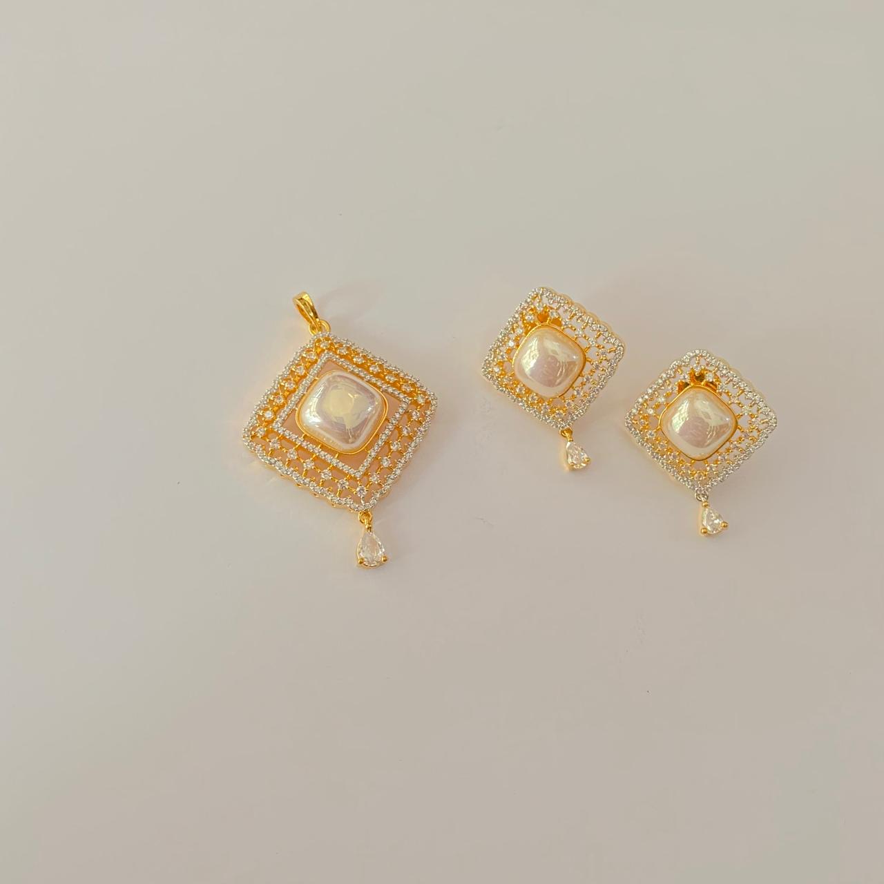 Diamond  Pearl Gold Plated latest design Pendant Set