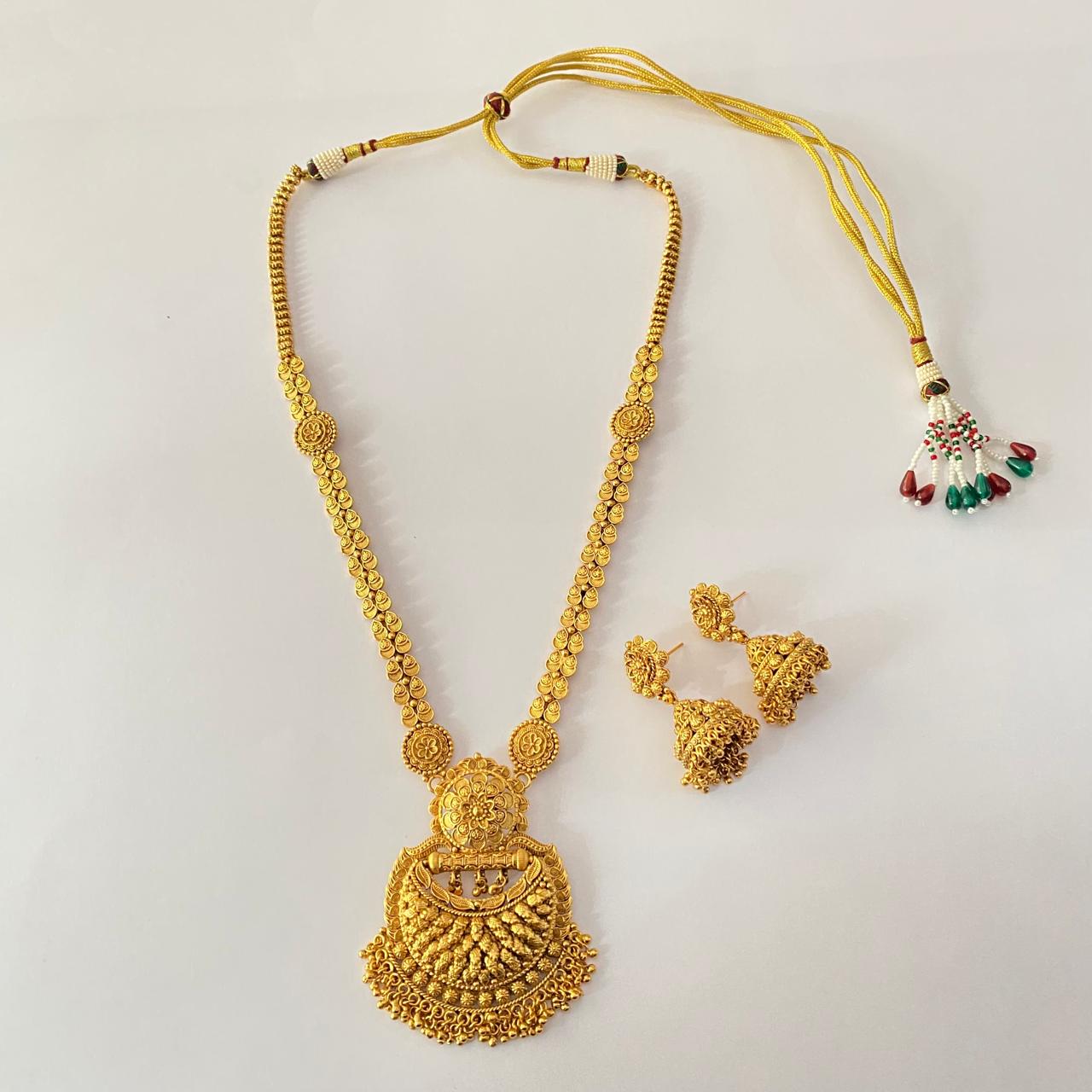 Gold Plated Temple Maa Laxmi Traditional latest design Necklace Set