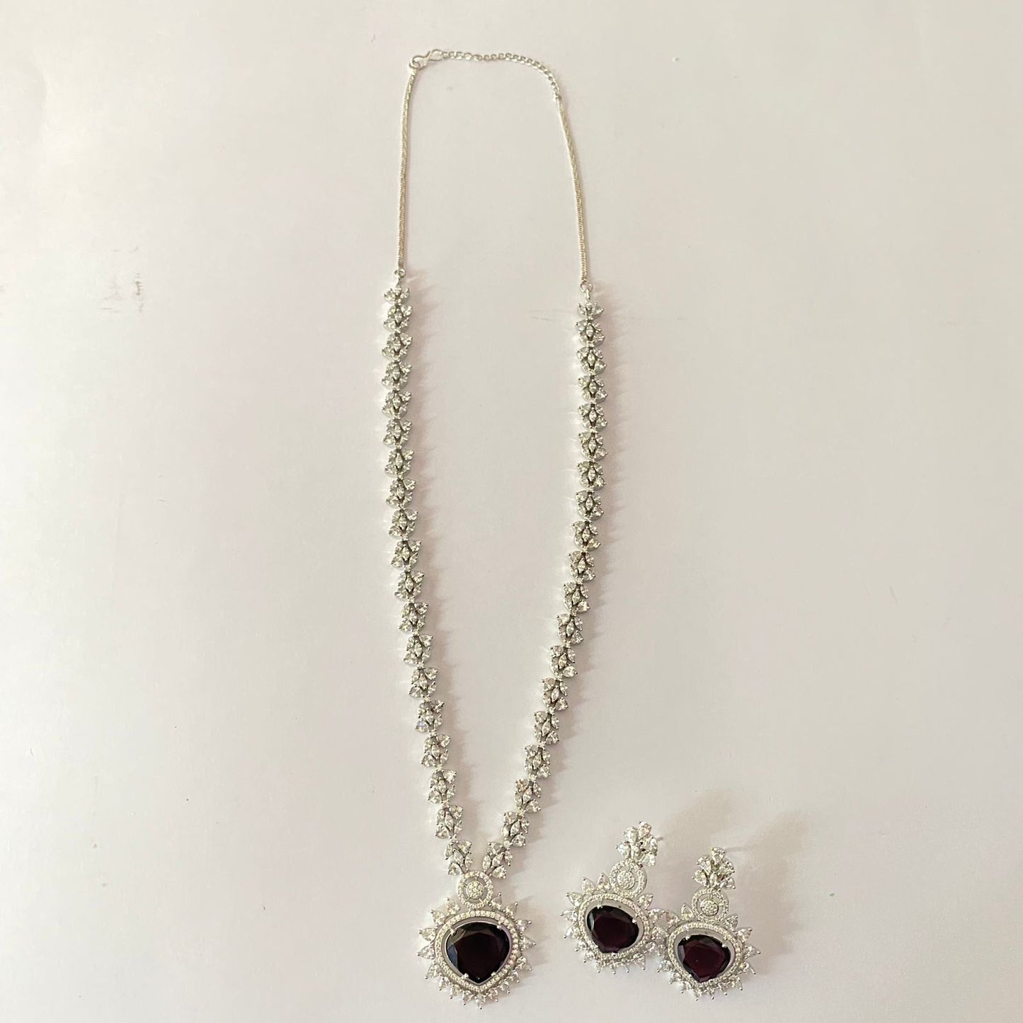 Silver Plated Dark Purple Sleek Necklace Set
