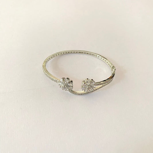 Silver Plated Flower Bracelet