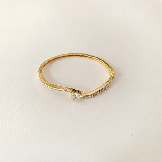 Gold Plated Sleek Bracelet