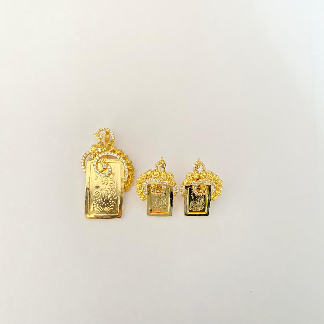 Diamond Gini Gold Plated Classic Pendant Set latest Design