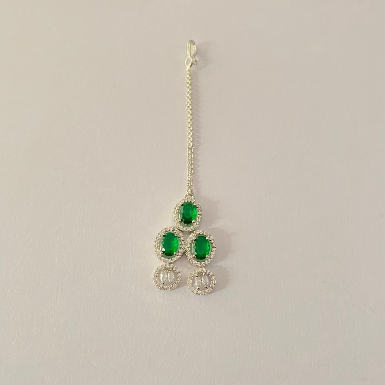 Silver plated  Emerald with diamond Mangtika