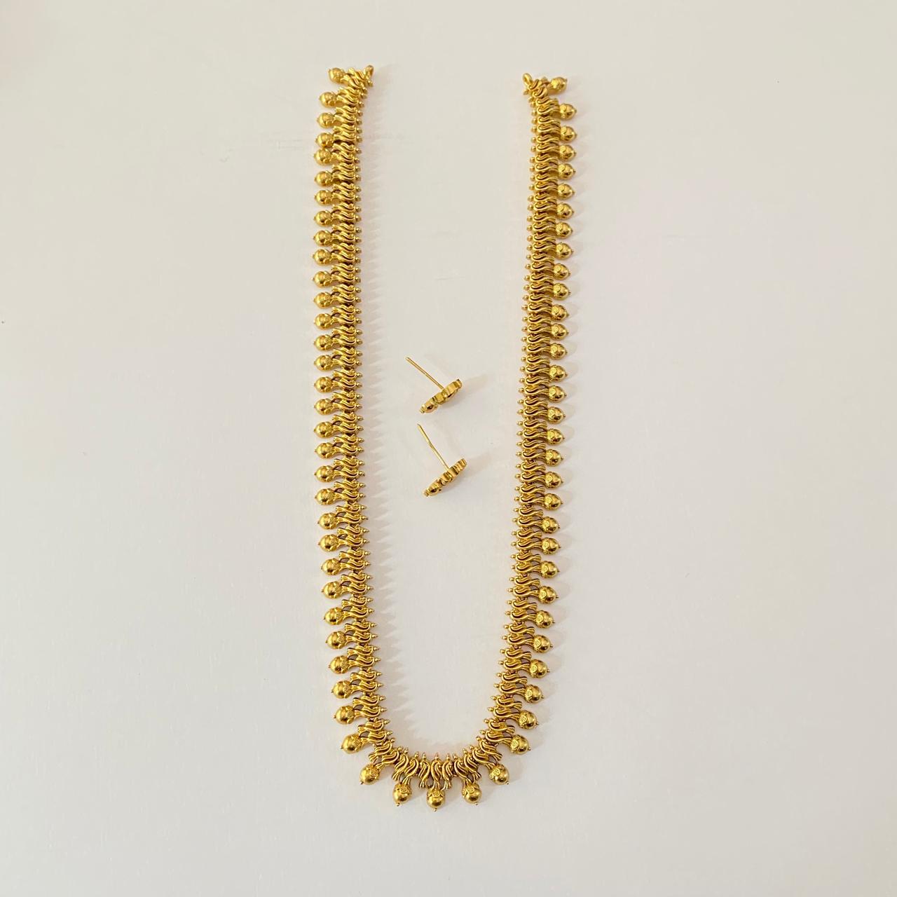 Antique Gold Plated Sleek Necklace Set