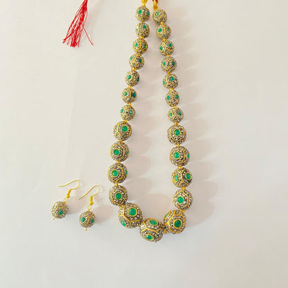 Emerald Matar Mala Necklace Set