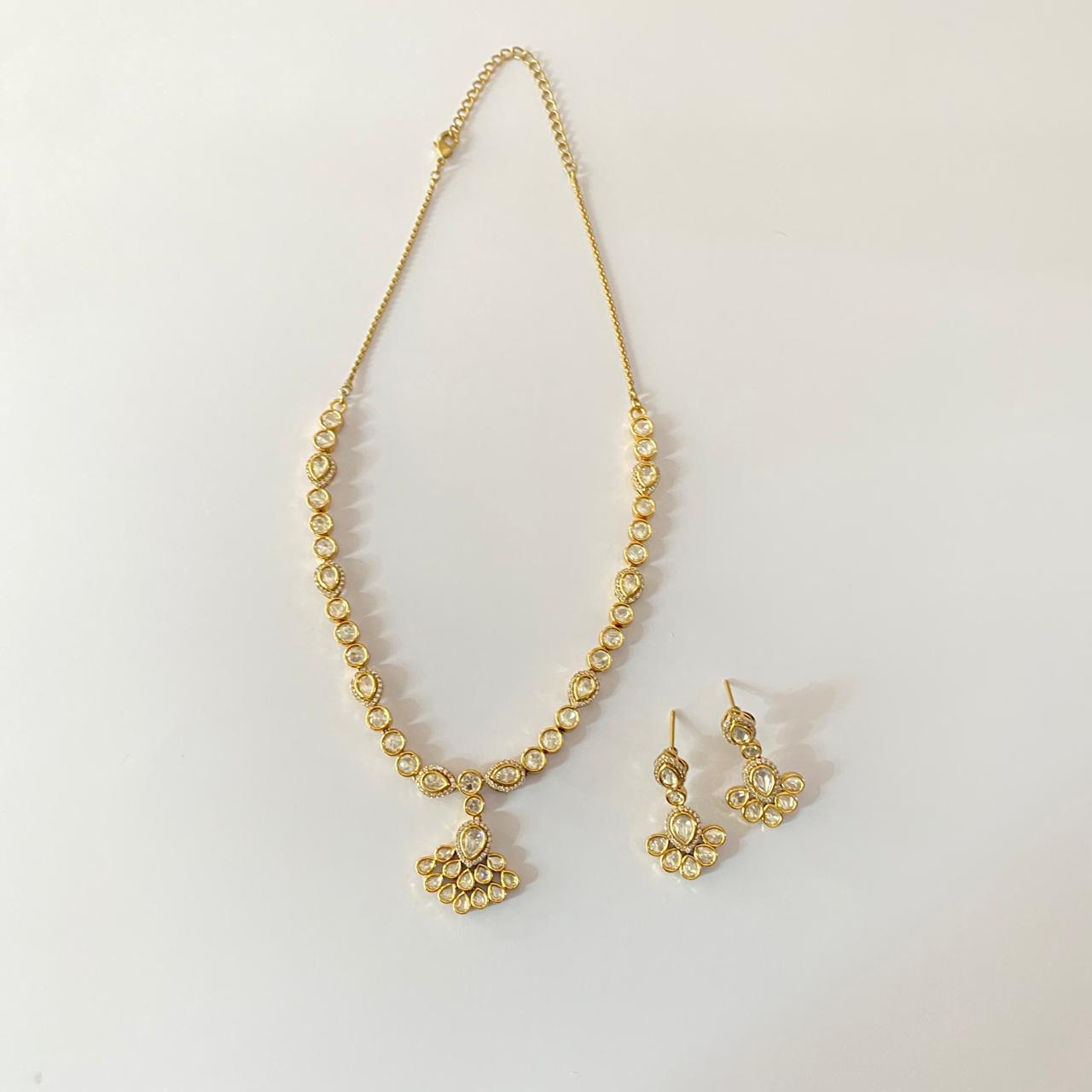 Gold Plated Polki  floral sleek Necklace Set