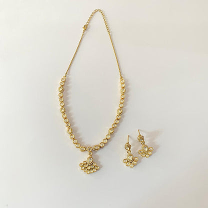 Gold Plated Polki  floral sleek Necklace Set