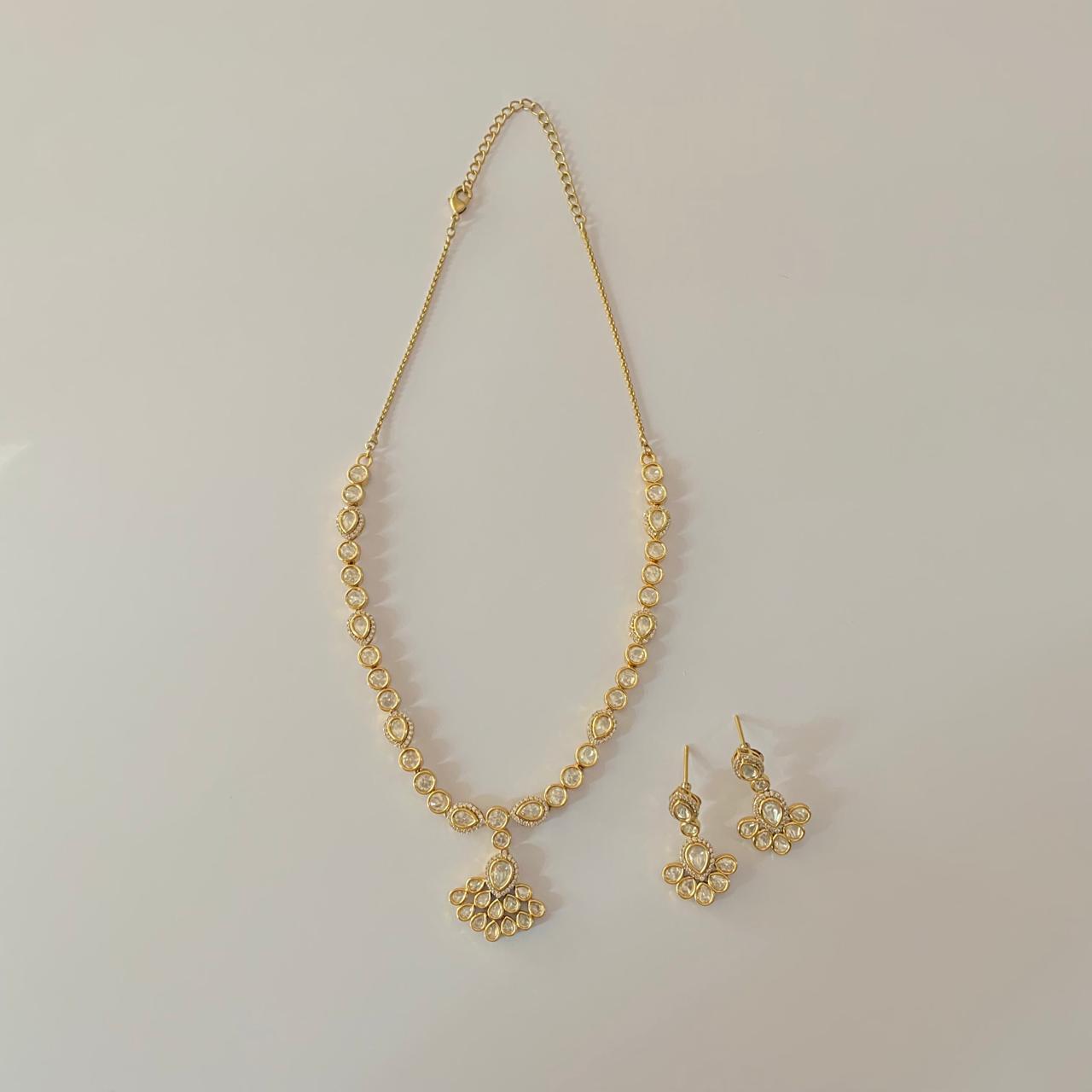 Gold Plated Polki  floral sleek Necklace Set