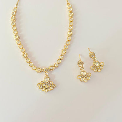 Gold Plated Polki  floral sleek Necklace Set