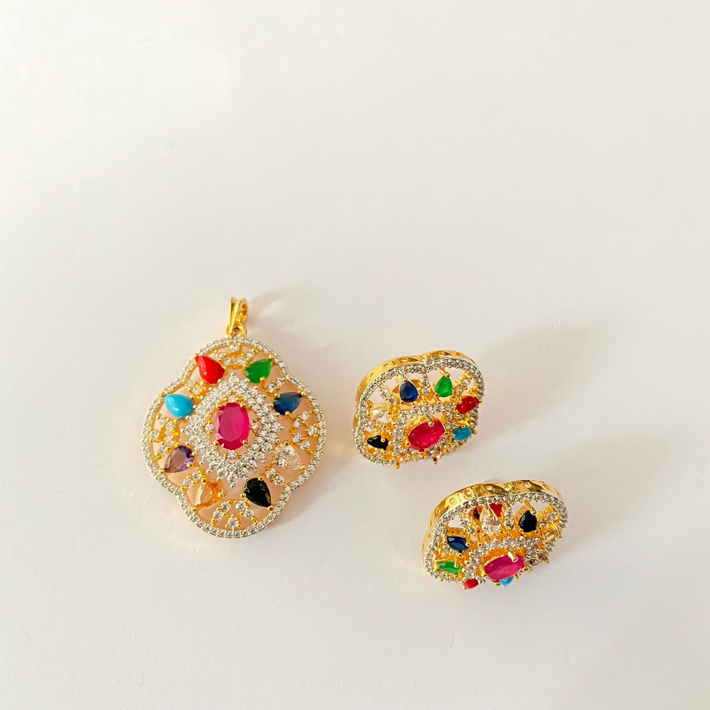 Navratan Pendant Set