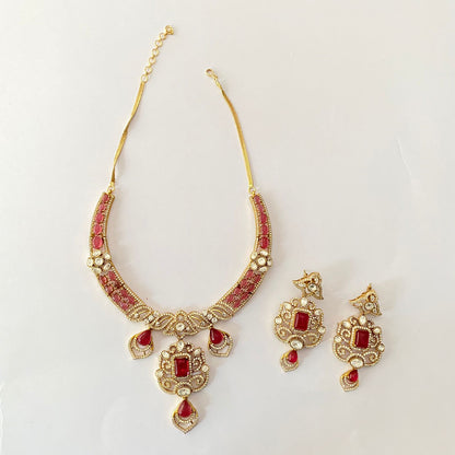 Ruby Antique Moissanite Hasli