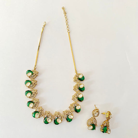 Antique Green Necklace Set