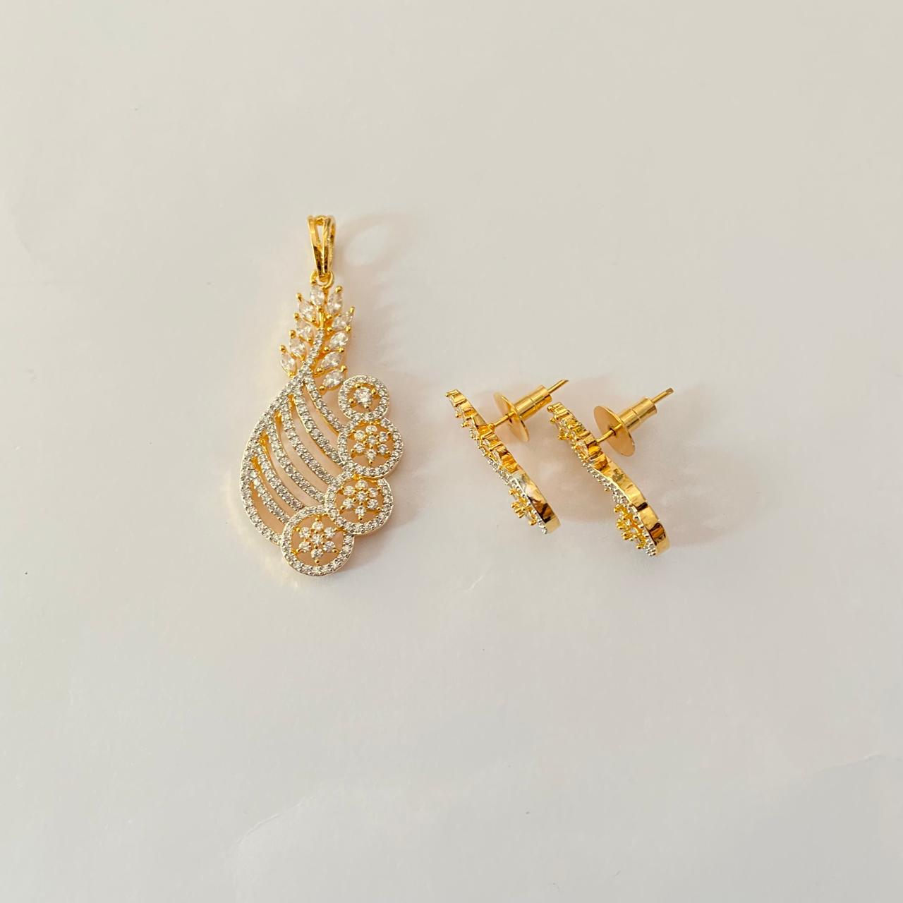 Gold Plated Diamond latest Pendant Set