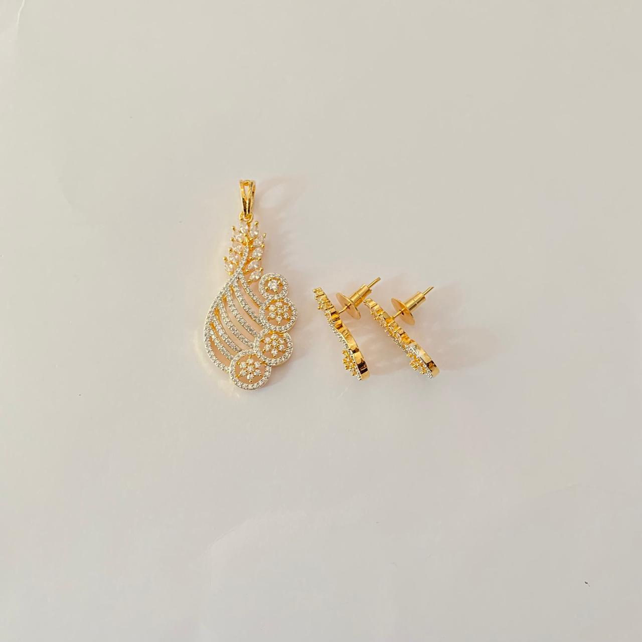 Gold Plated Diamond latest Pendant Set