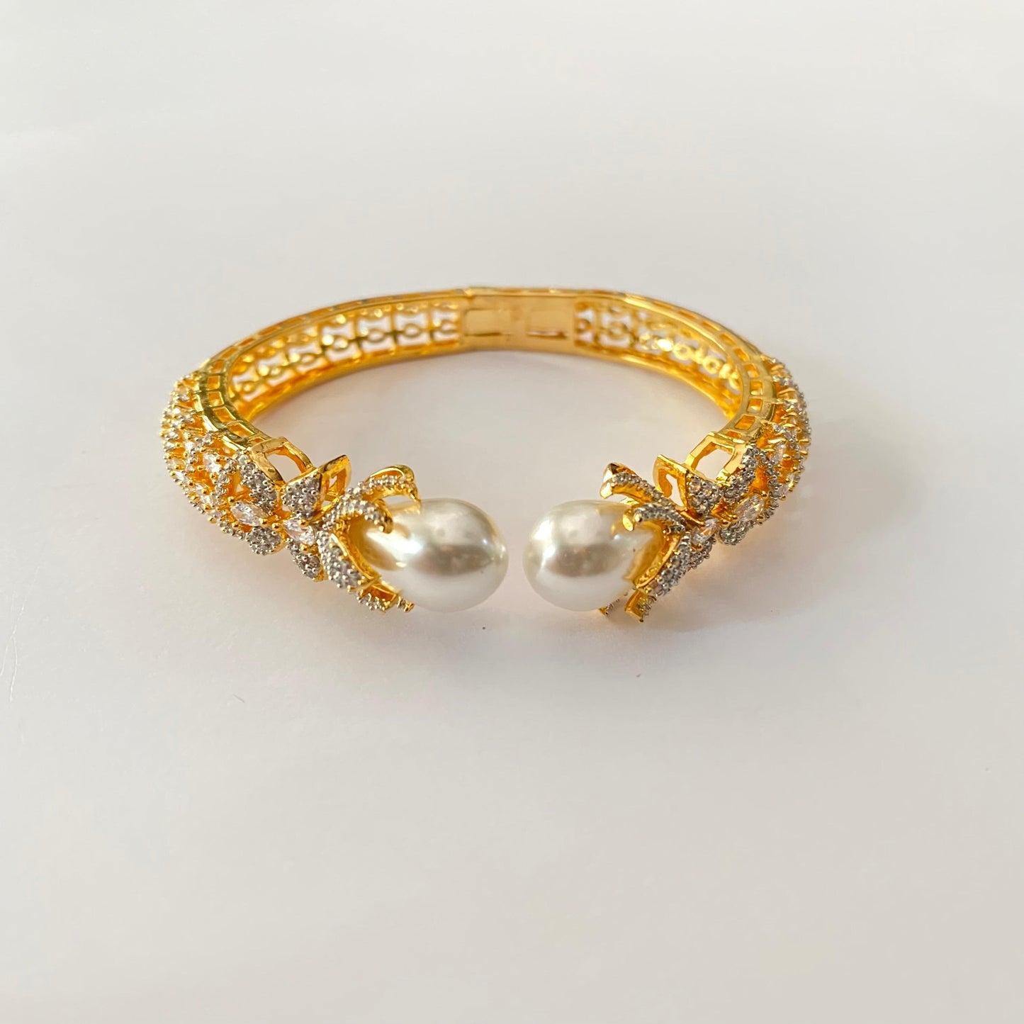 Pearl A.D Gold Plated Openable Bracelet