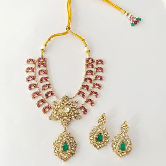 Antique Kundan Ruby & Green Necklace Set