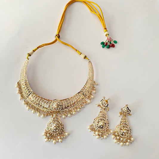 White Jadau latest Necklace Set
