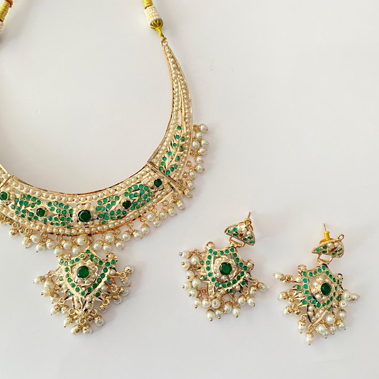 Emerald Jadau latest Necklace Set