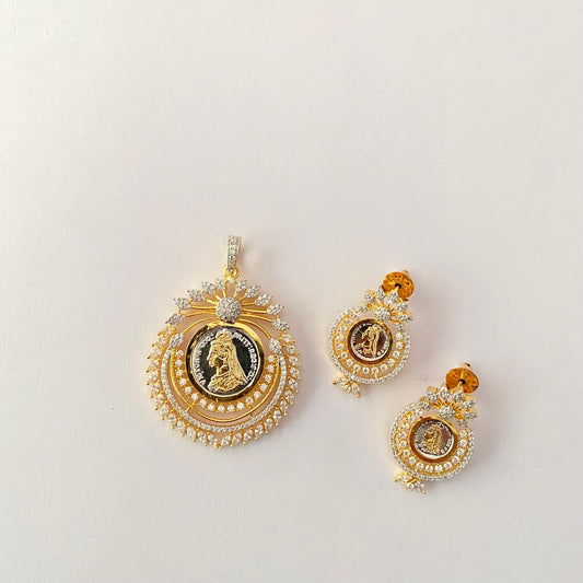 Gold Plated Gini Pendant Set