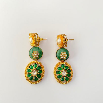 Antique Gold Green Earring