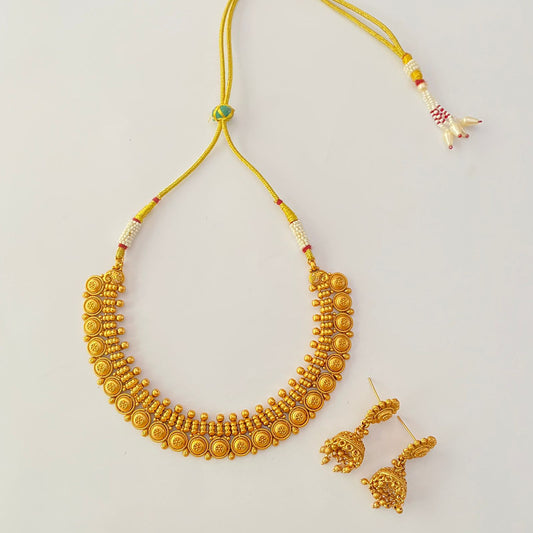 Gold Plated Sleek Necklace Set