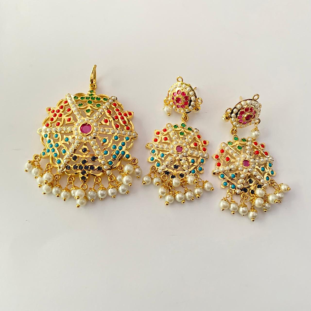 Jadau Gold Plated latest Pendant Set